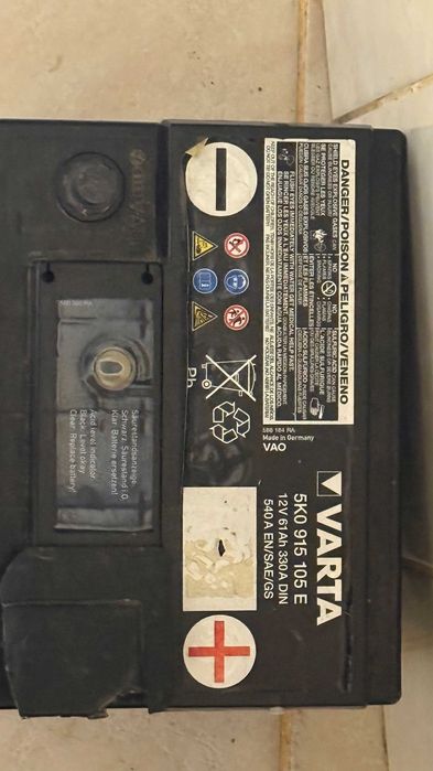 Baterie auto gama VAG ,Varta 5K0915105E folosita dar foarte buna