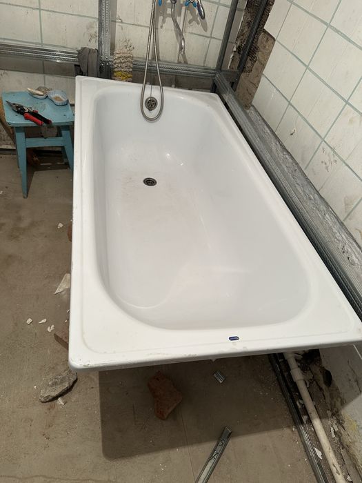 Продам железную ванну