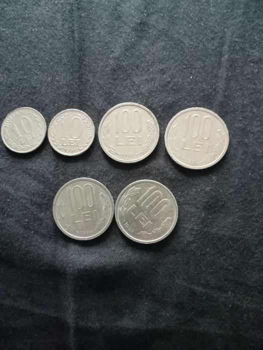 Vând monede vechi 100 și 10 lei