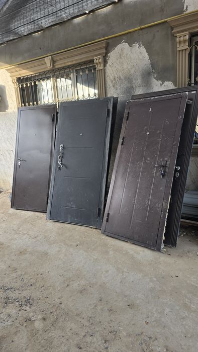 Продам входной двери