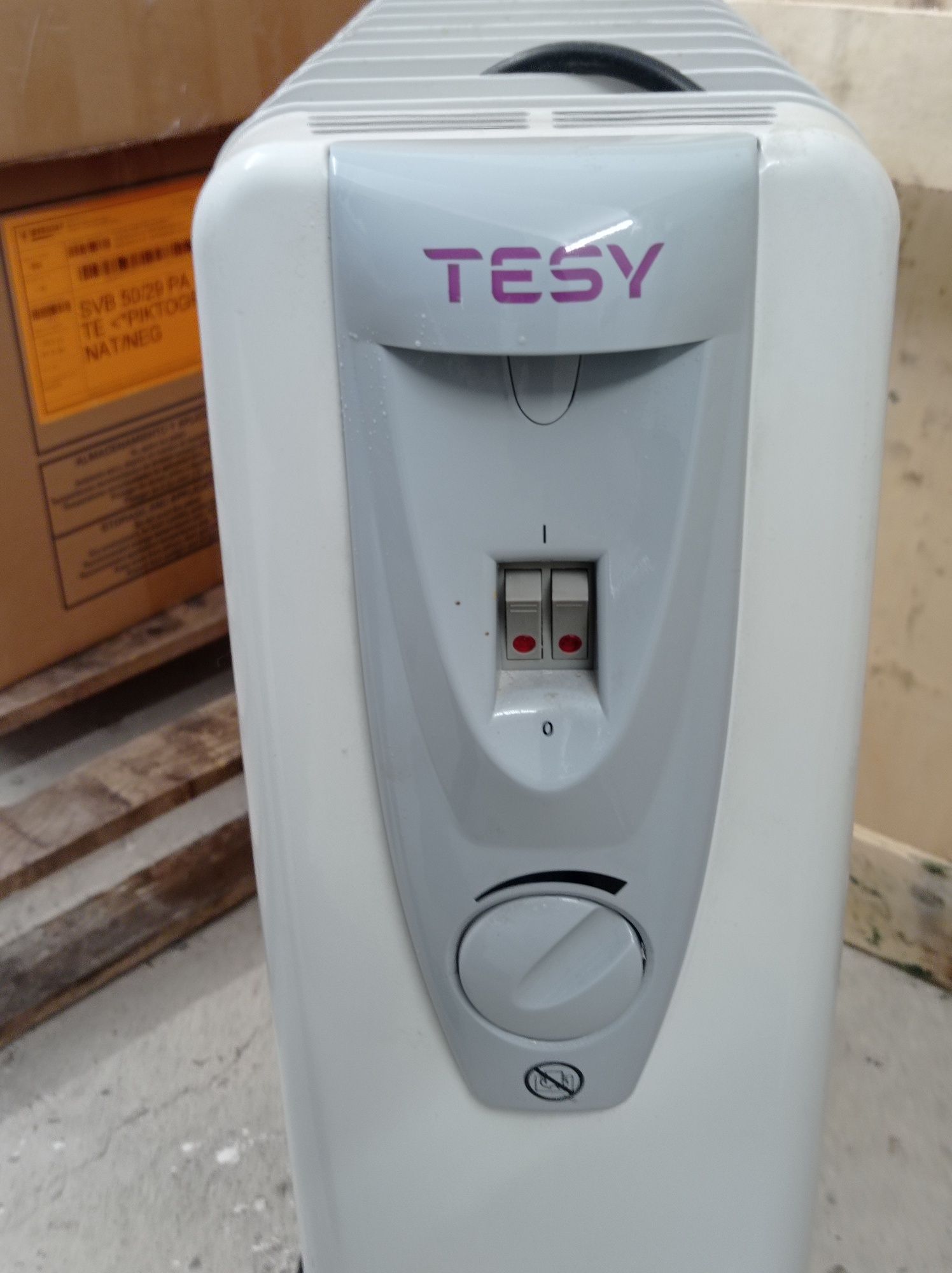 Маслен радиатор Tesy 12р.