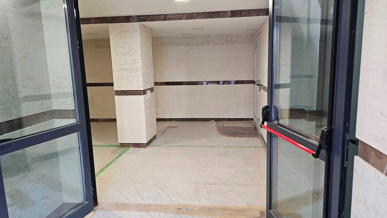 Продава се Четиристаен апартамент в София, Лагера - 163 кв.м за 2300 €/кв.м - Снимка #10