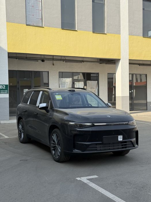 Leapmotor C16 2-poz dop Lidarli 2025-26 hybrid Full chegirma narxlarda