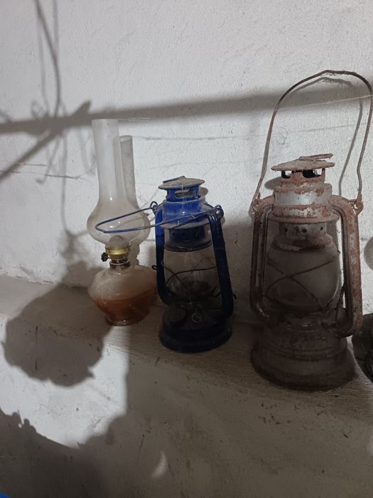 Стари газени лампи и фенери