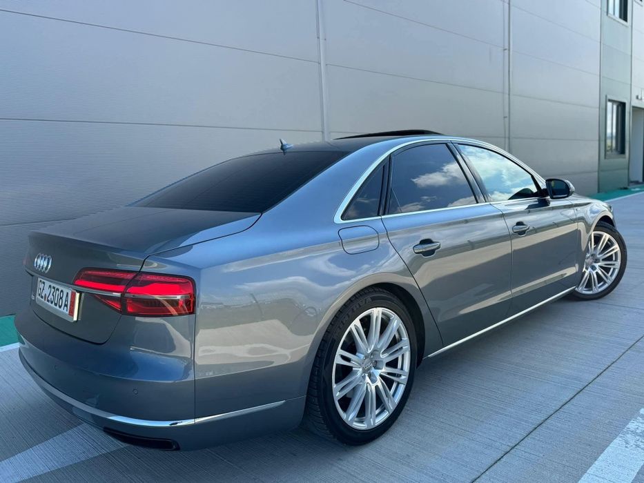 Audi A8 3x S Line