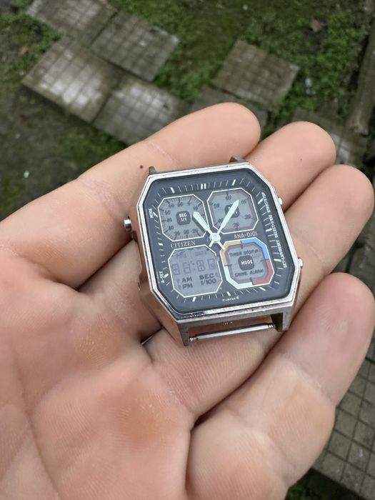 Citizen ROBOT HEAD vintage часовник от 1980 година