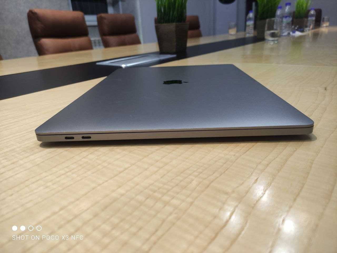 Macbook Pro 16 (A2141)