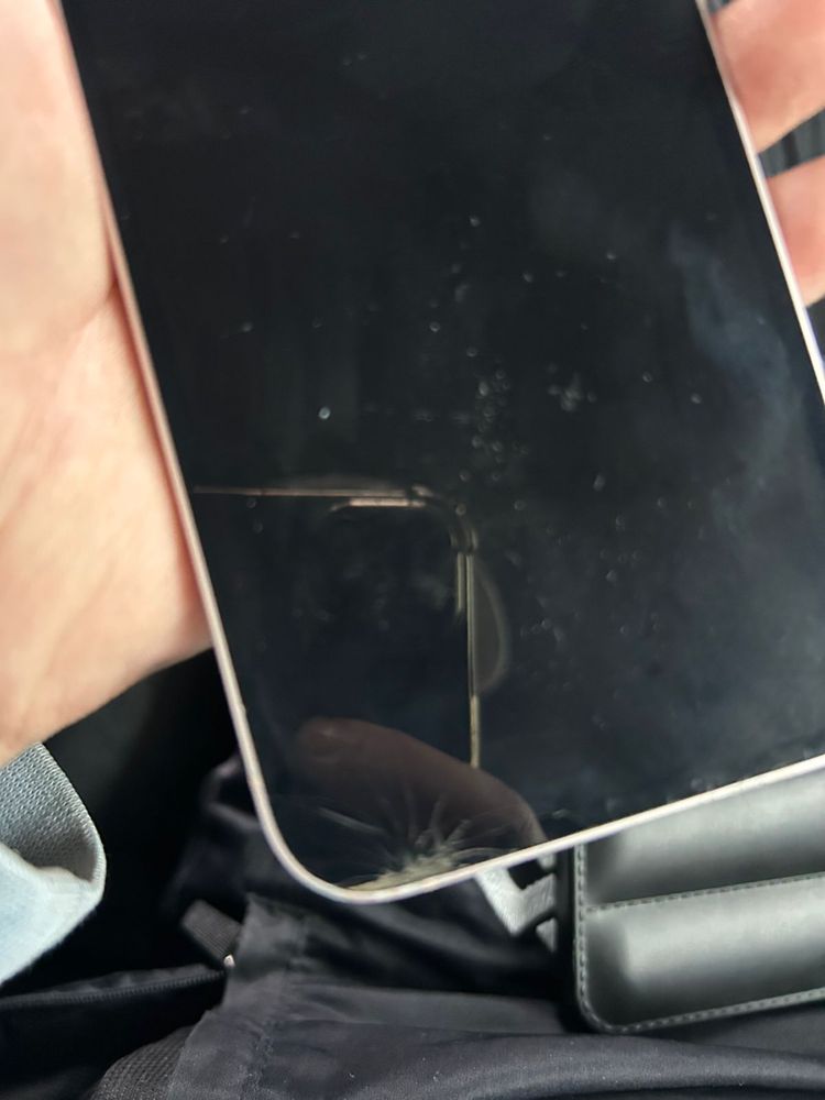 Iphone 13 розовый