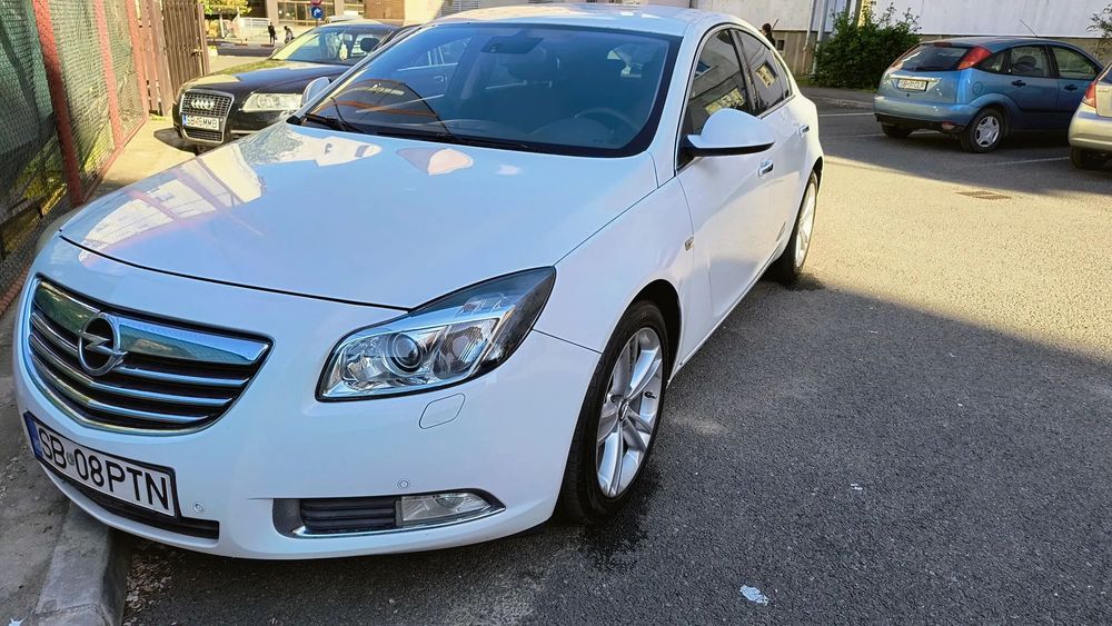 Opel Insignia 2.0 diesel biturbo 195cp Cosmo