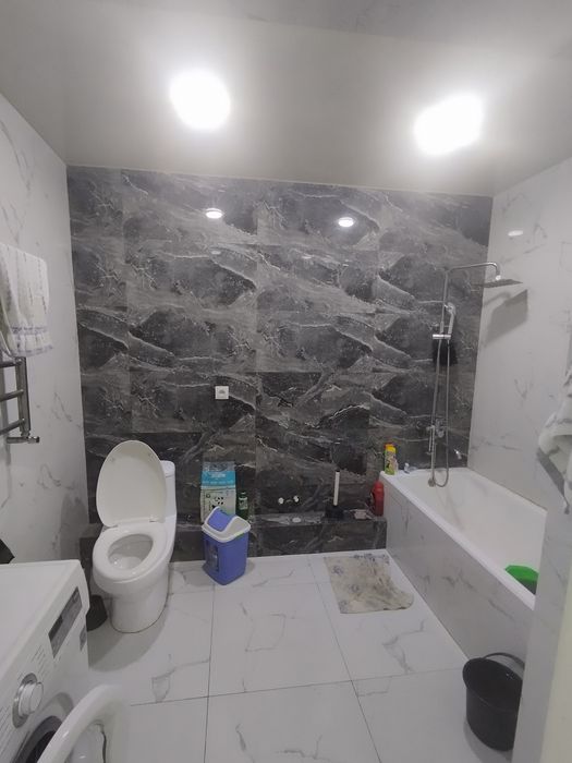 Очень срочо и дёшево! большая квартира, Мед Городок.