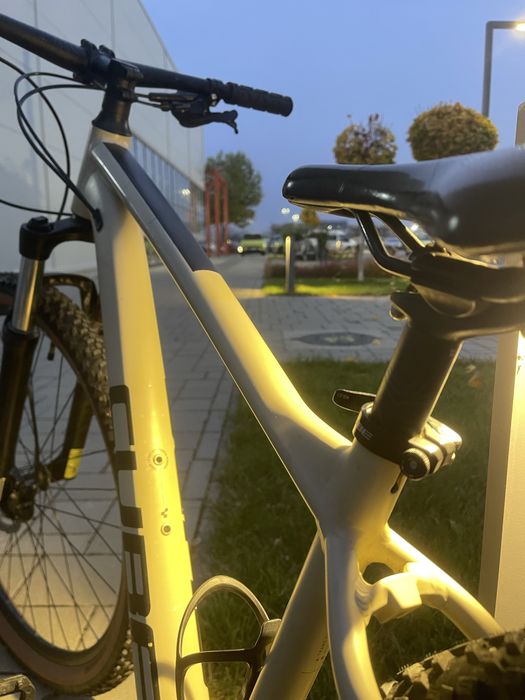 Bicicleta Cube Aim Ex 2024 DEORE XT.