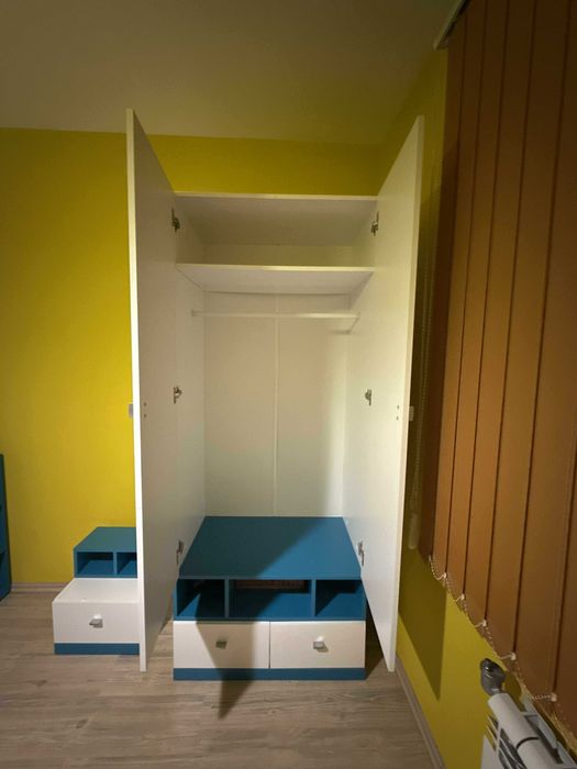 Спалня;Легло;гардероб;бюро;нощно шкафче;матрак;лавица