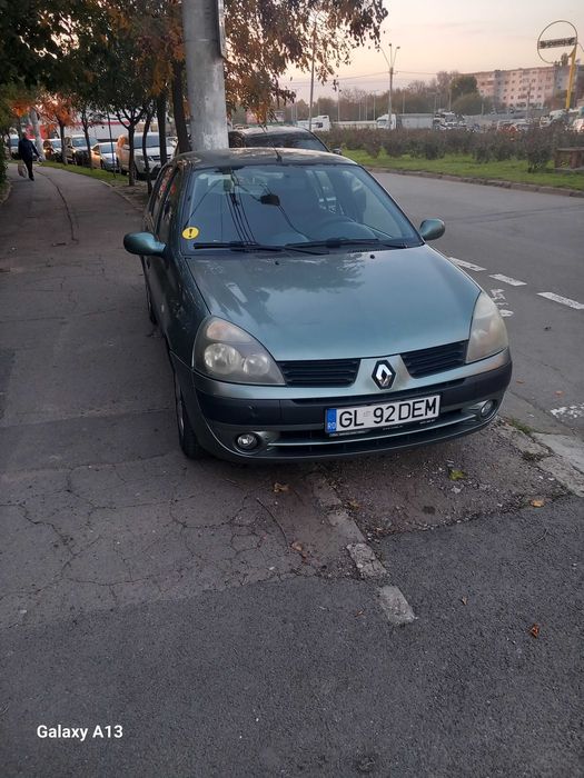 Vand Renault symbol 1.4 benzina si GPL