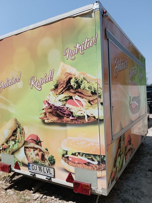 Rulota comerciala fast food