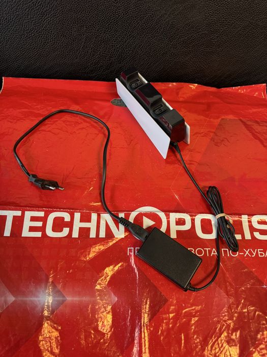 КАТО НОВА Зарядна Станция Sony Playstation 5