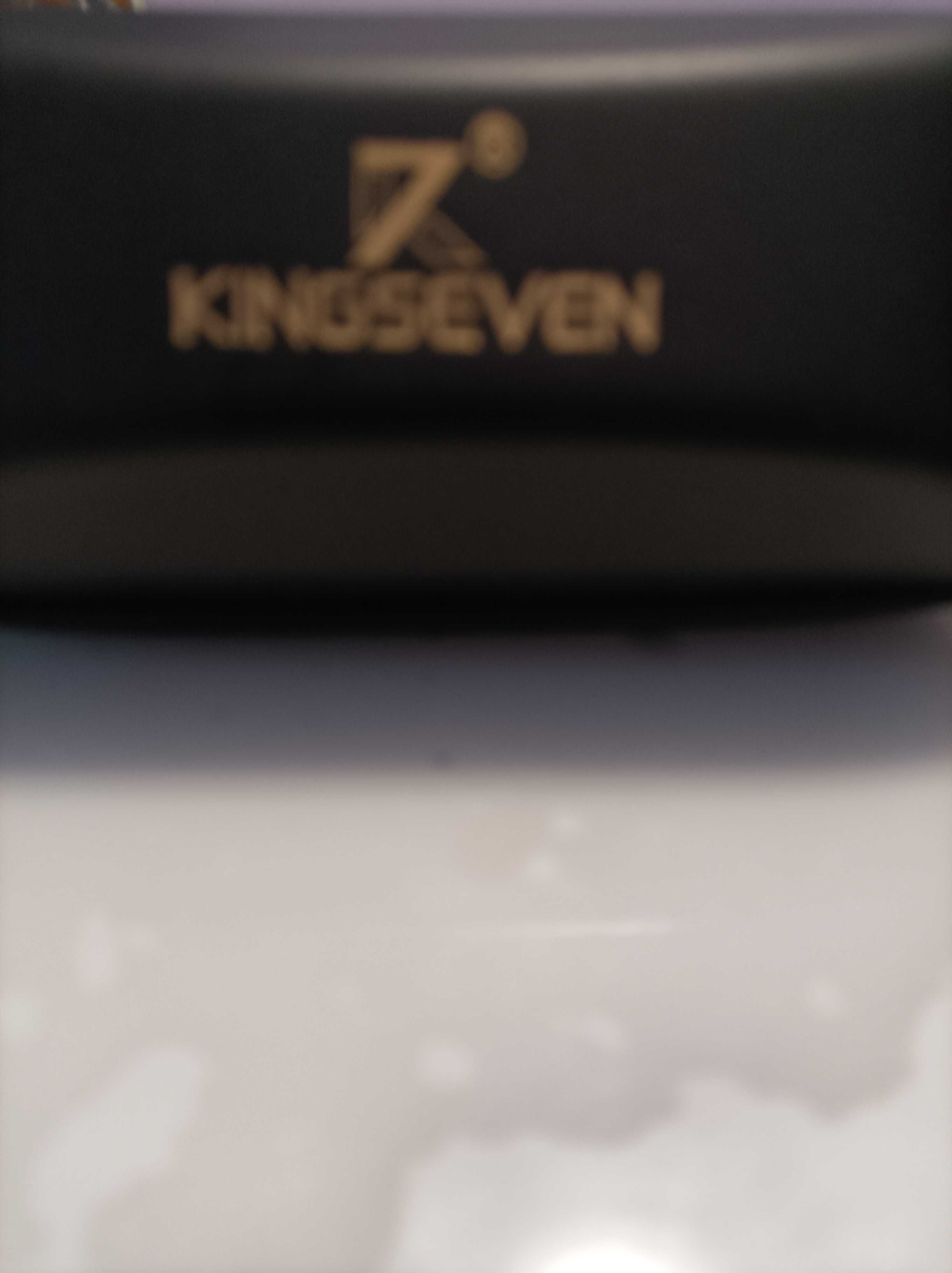Продавам слънчеви очила чисто нови KingSeven