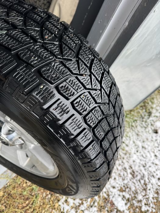 Продам колеса 265/65/17 Разболтовка 6/139,7