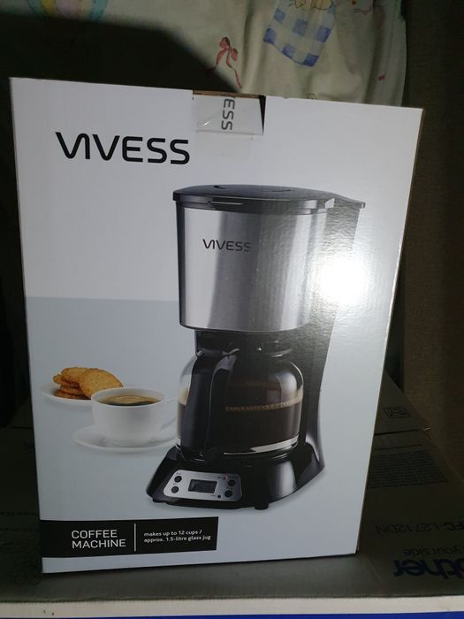 Vând cafetieră Vivess