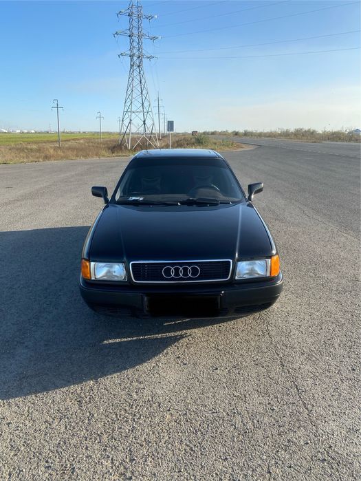 Продам ауди 80 B4 1992г