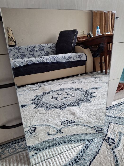 Продам зеркало новое размер 40×60 см.