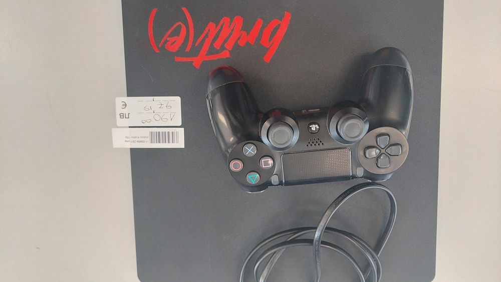 Игра PS 4 Slim 1TB + Джойстик