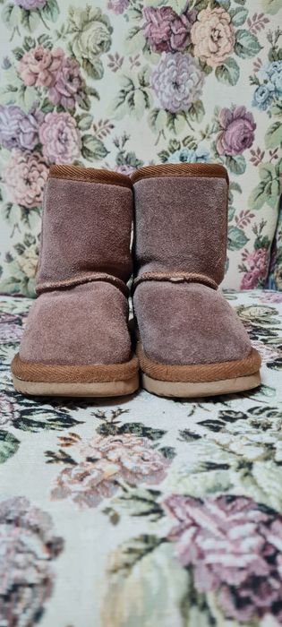 Vand cizmulite calduroase