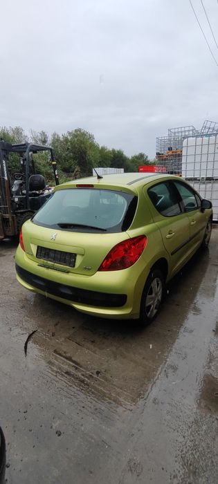 Dezmembrez Peugeot 207