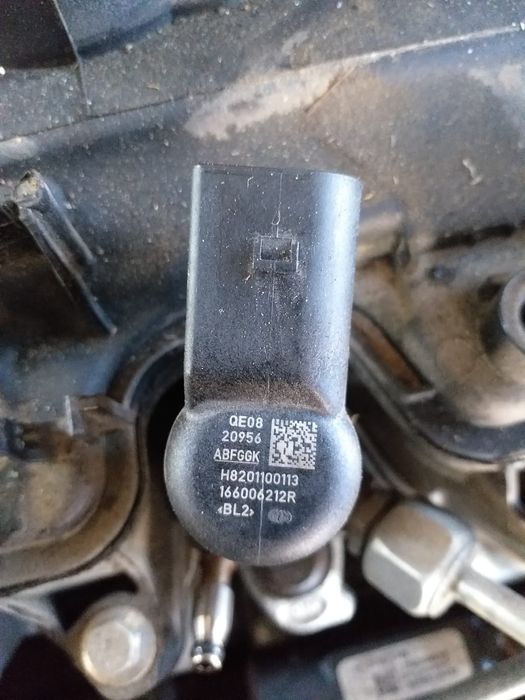 Injector 1,5 DCI Duster euro 6 2017 Megane 3 laguna 3 110 cp