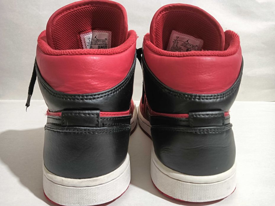 Jordan 1 Mid Reverse Bred - marimea 40