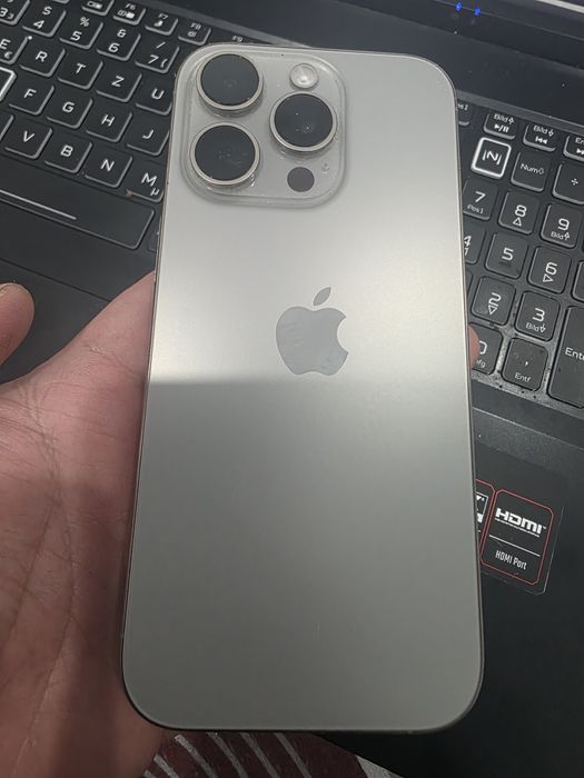 Iphone 16 pro 256 gb sănătate 100% Factura Garanție
