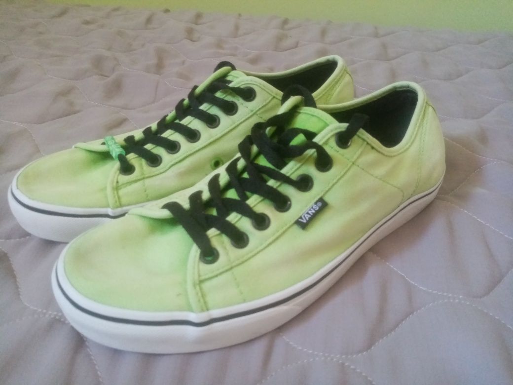 Кецове   VANS запазени 43номер