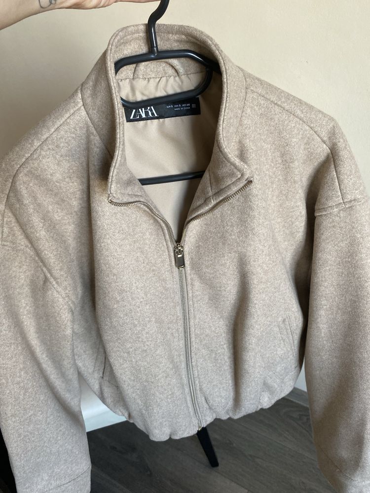 Дамско пролетно яке Zara
