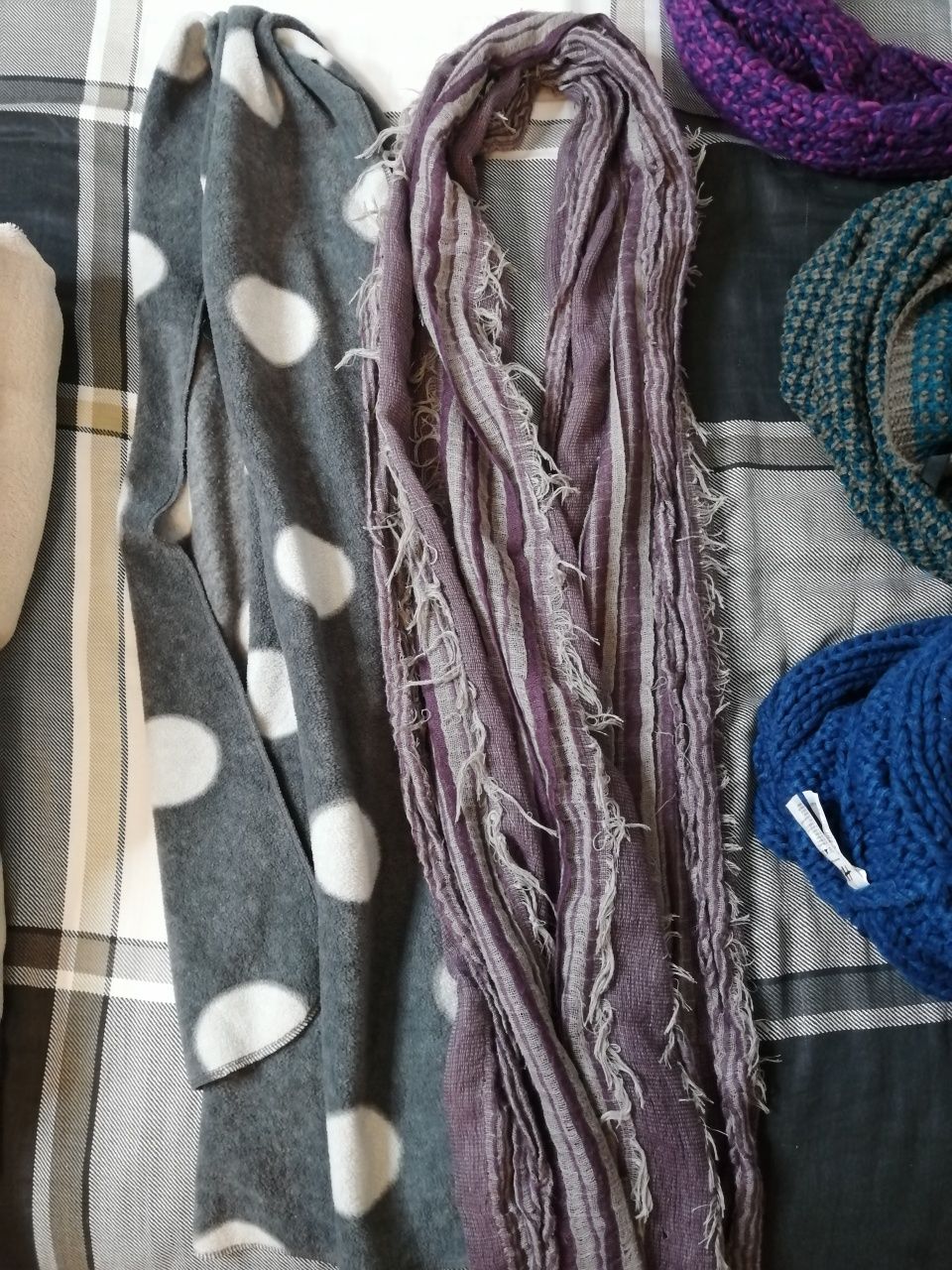 Различни видове шалове