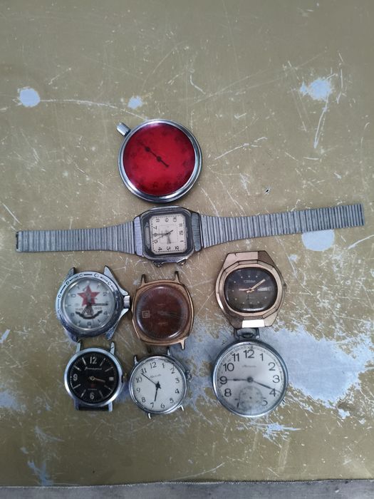 Часы советские наручные на запчасти