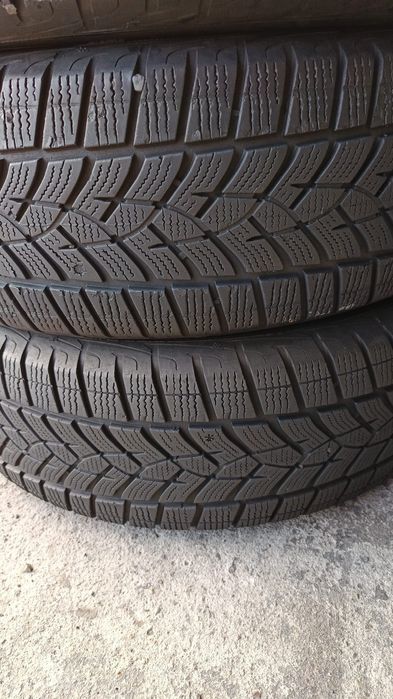 215 65 R 17 Goodyear iarna