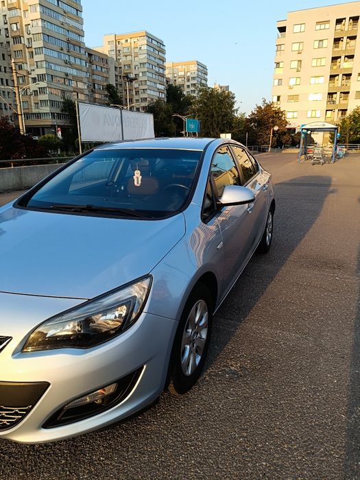 Opel Astra J Enjoy 1.6 CDTI