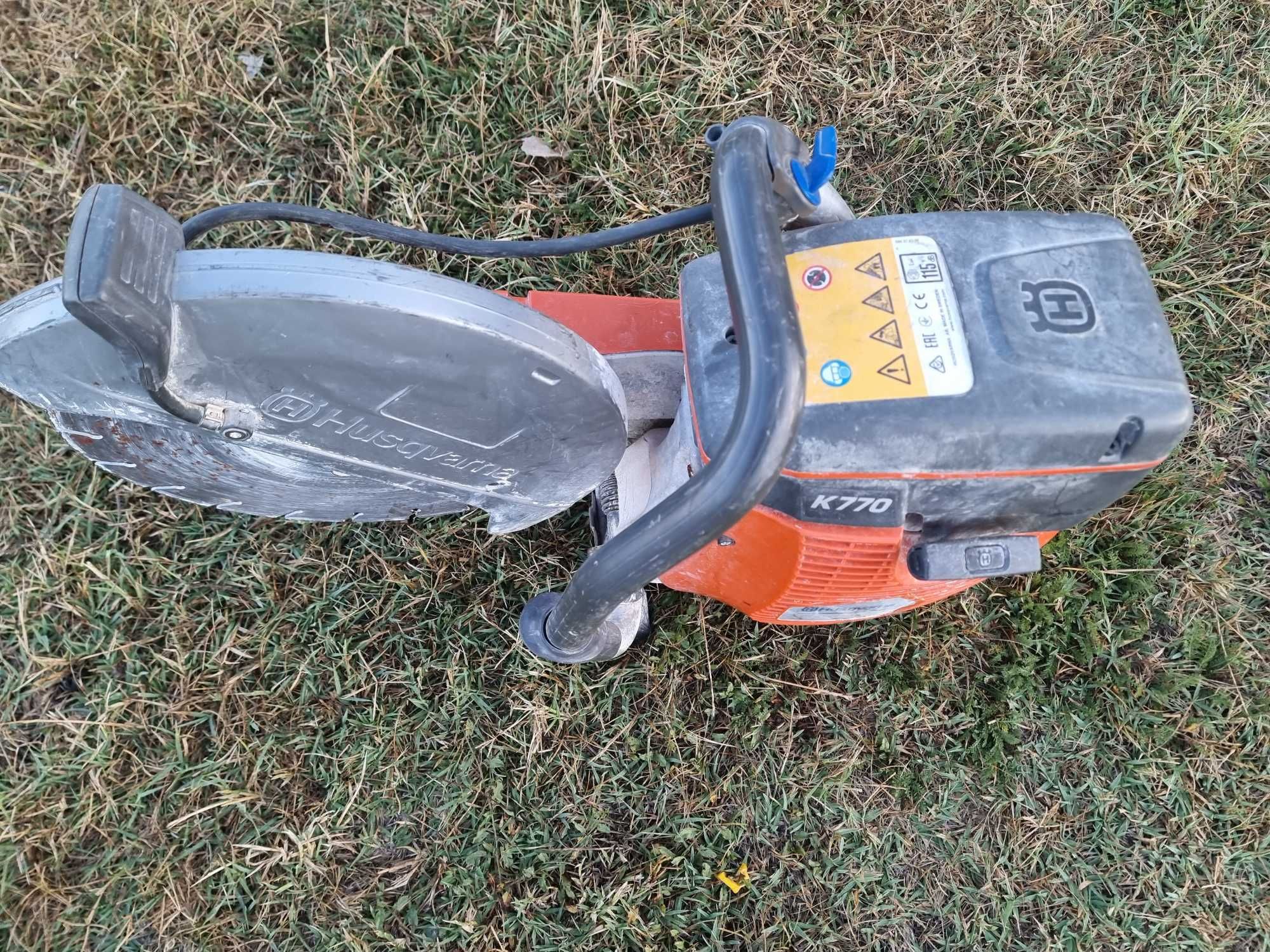 Husqvarna K770 - ръчен бензинов фугорез 300 мм-3.7 kW, 5 к.с.