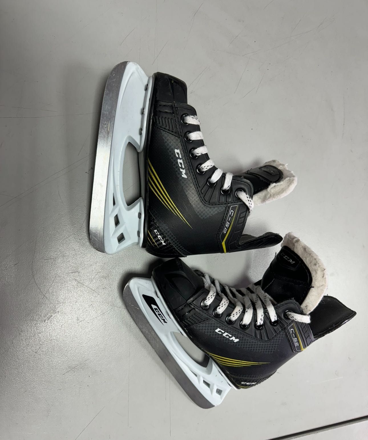 Кънки за хокей на лед CCM / Bauer