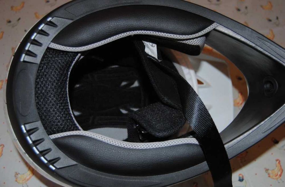 Мотокрос каска *Нова*, коментар цена  BOX -XL размер