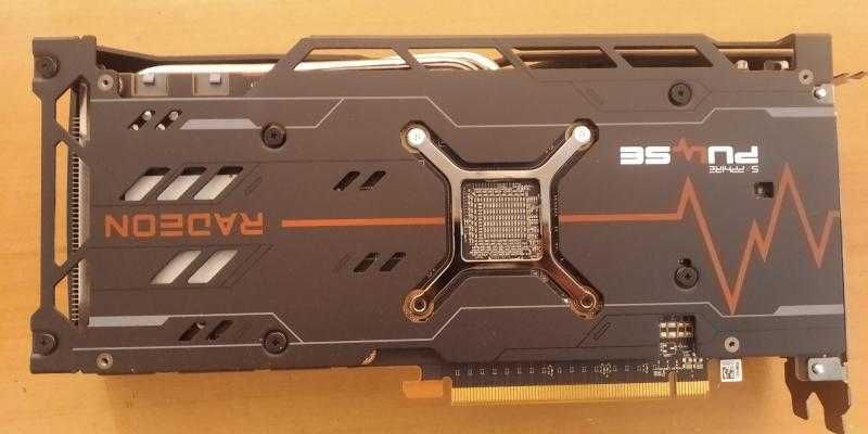 Продавам RX 6700XT Sapphire Pulse 12GB