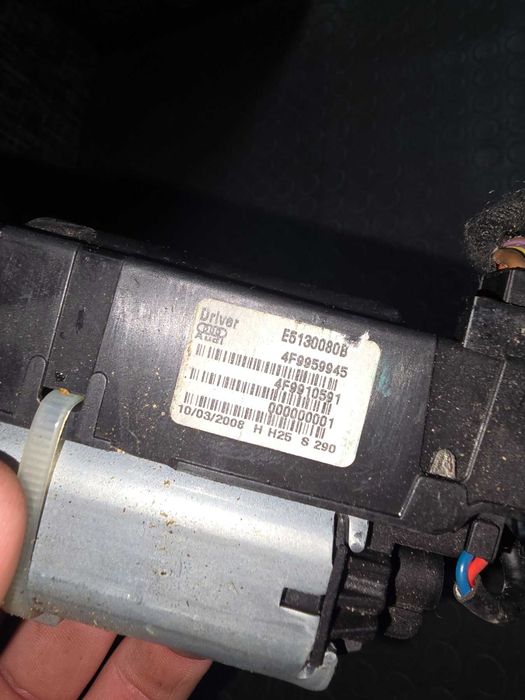 Продаваме моторчета за ел. багажник за Audi A6 4F Avant