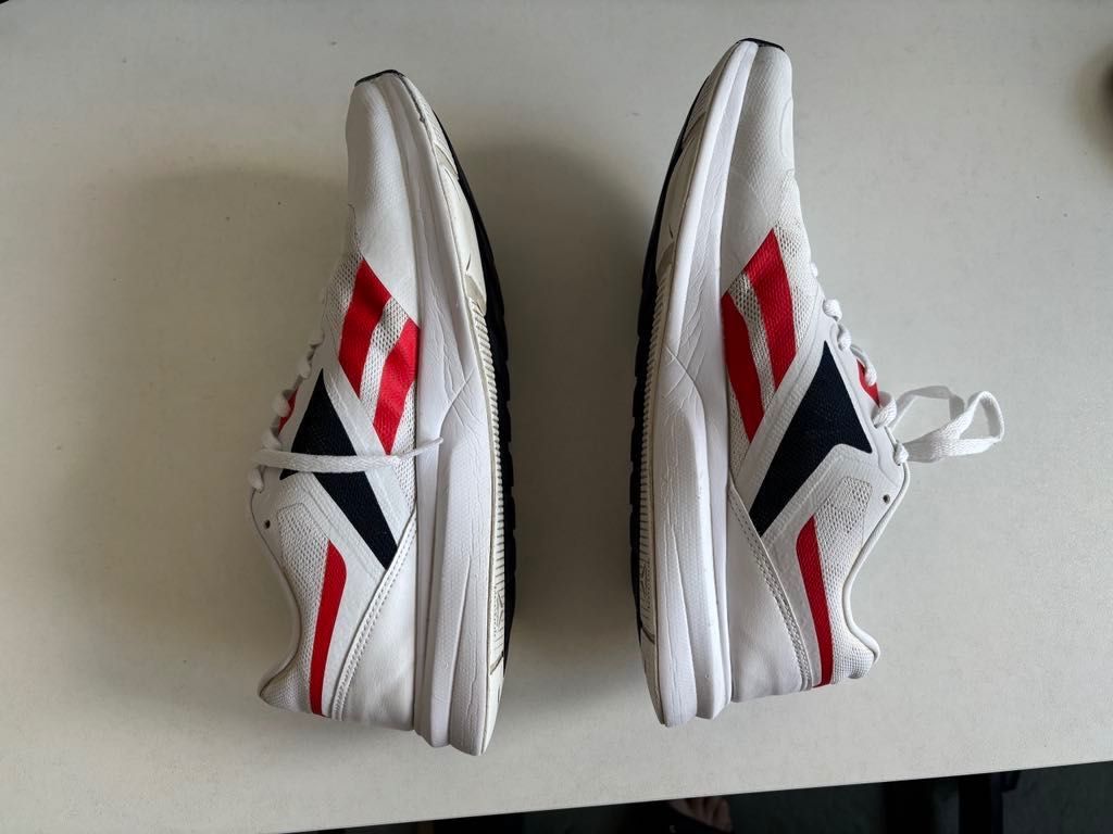 Маратонки Reebok, 41 номер