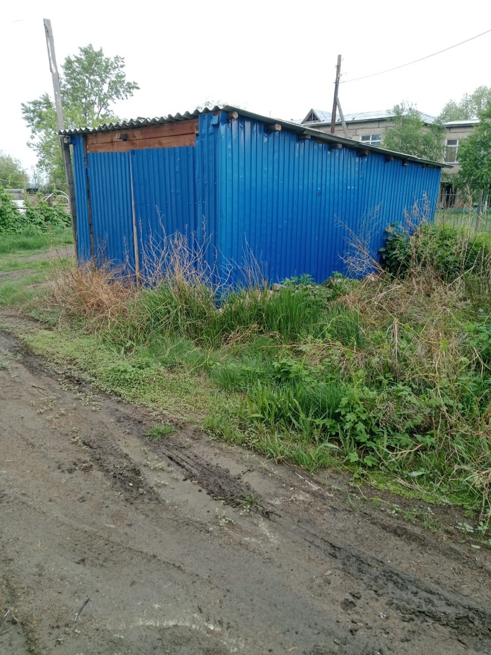 Гараж кр яр на ул.школьной 12