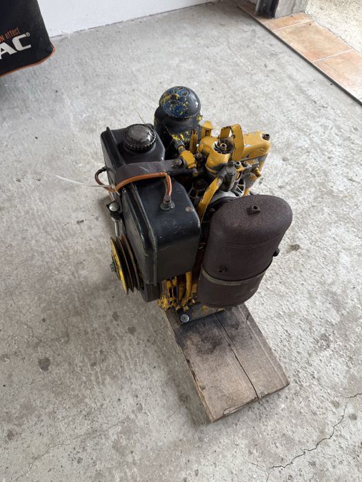 Motor compactor diesel