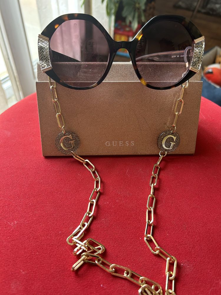 Оригинални слънчеви очила GUESS