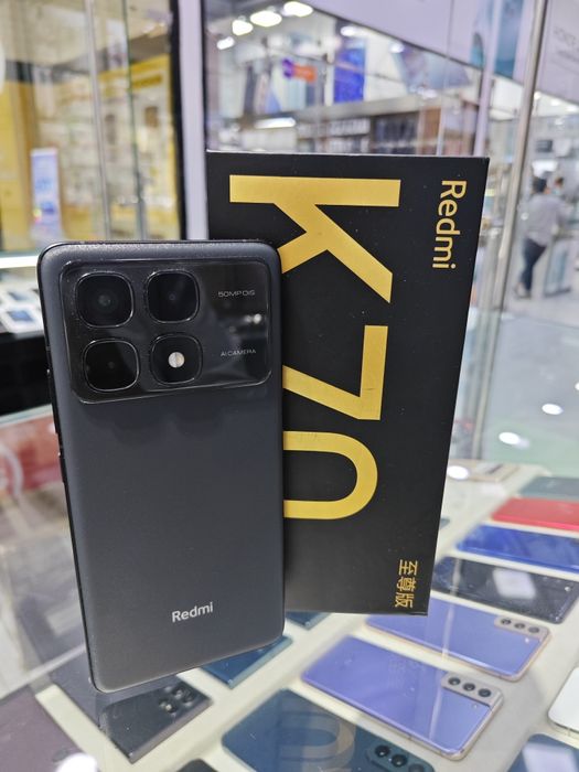 K70 Ultra 12/256 ideal