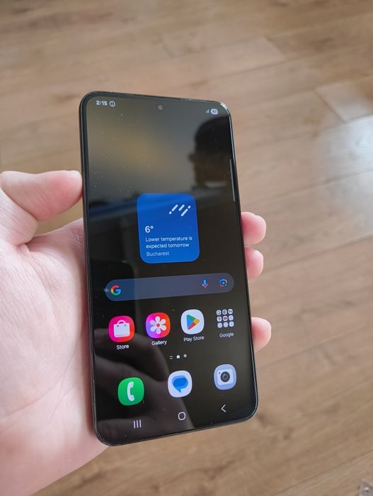 Samsung S22 in stare buna fara accesorii