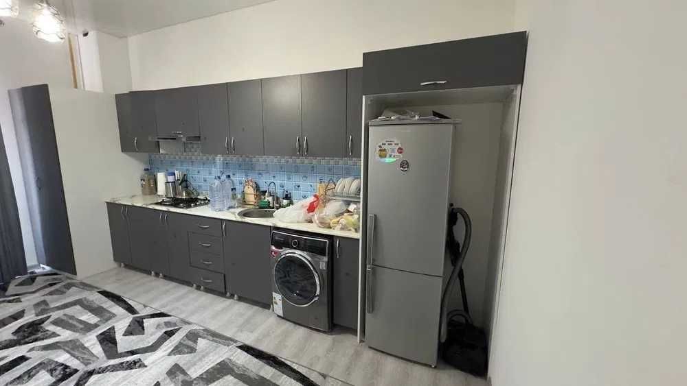 Паркентский 2/5/10 Новостройка 80 м2 с мебелью техникой. Очен дешево