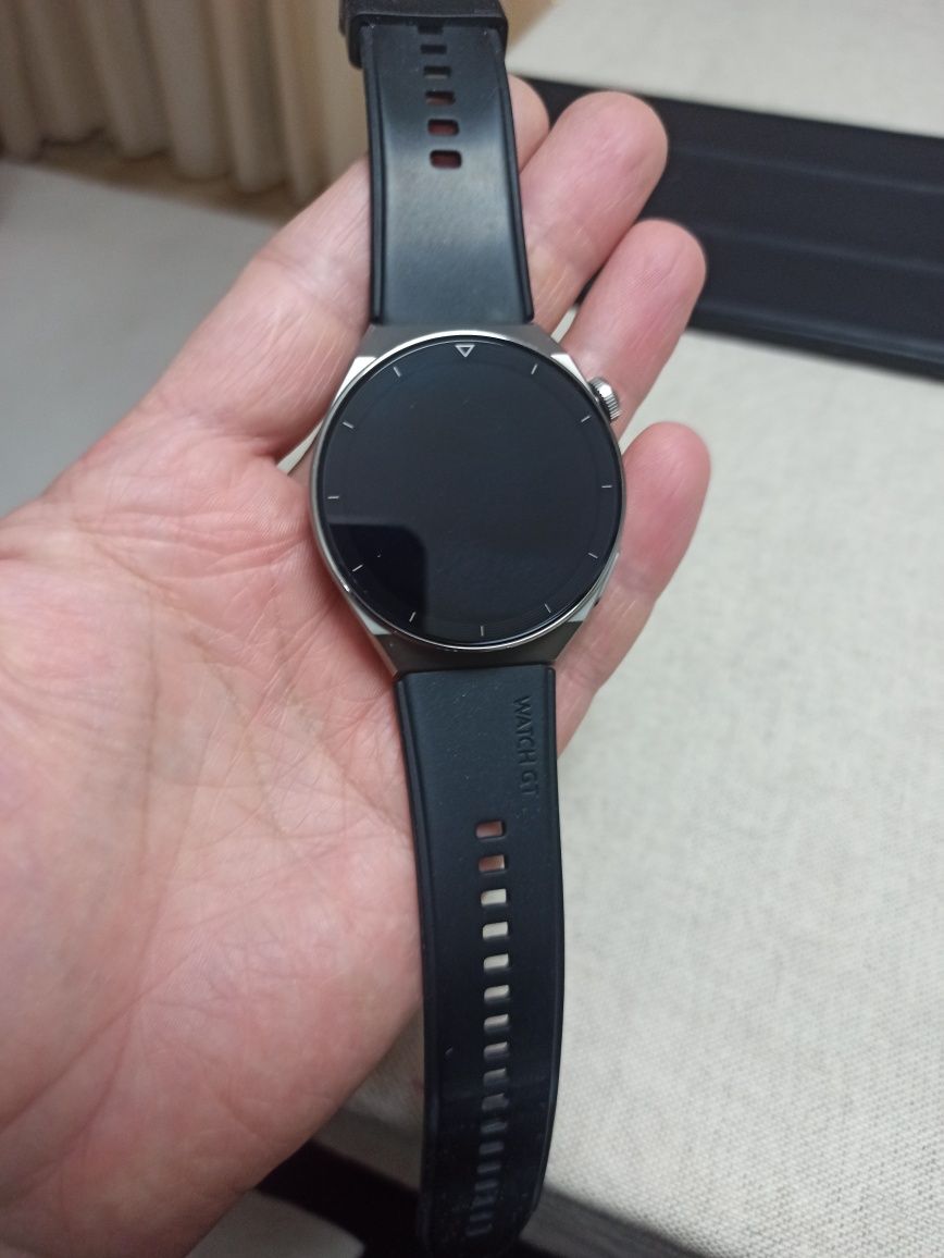Часовник Huawei GT3 Pro Titanium