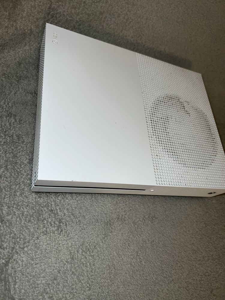 Vand Xbox One S 500Gb